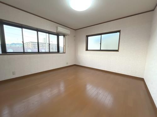 3階北側洋室　約8.0帖