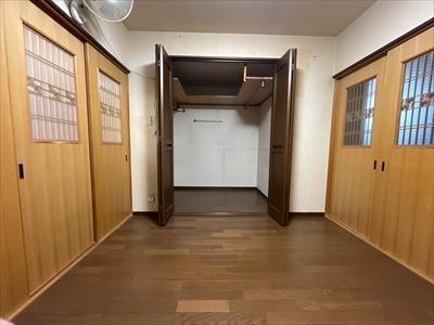 2階　洋室　西側