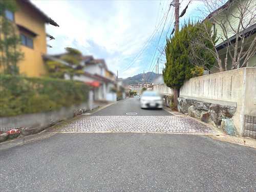 南側前面道路