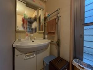 2階　洗面化粧台
