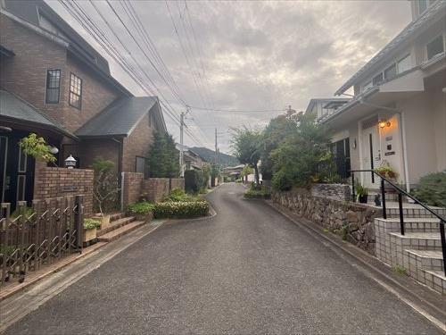 南側前面道路