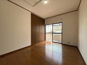 3階　洋室約6.0帖　東側