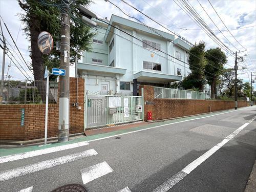 江戸川区立鹿本小学校(550m) 江戸川区立鹿本小学校(550m)