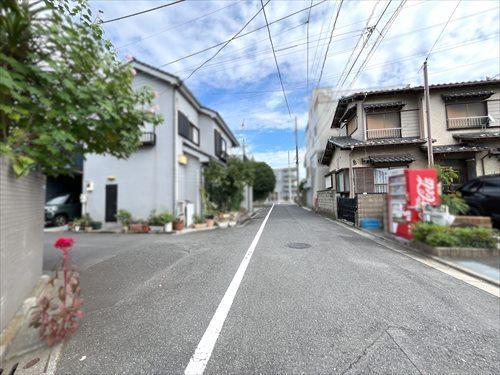 前面道路(2025年10月撮影) 前面道路(2025年10月撮影)