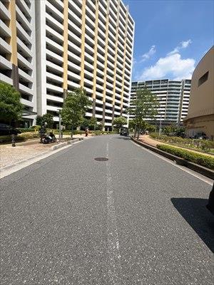 前面道路（2025年9月撮影）