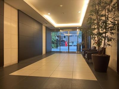 エントランス①