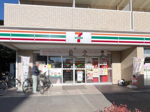 セブンイレブン東葛西6丁目店 590m