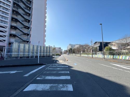 前面道路（2026年2月撮影）