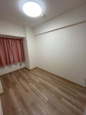 洋室　4.3帖（2026年3月撮影）