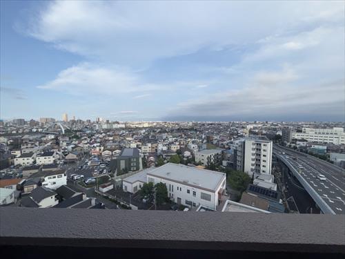 サービスバルコニーからの眺望