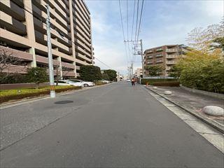 南側前面道路（2026年6月撮影）