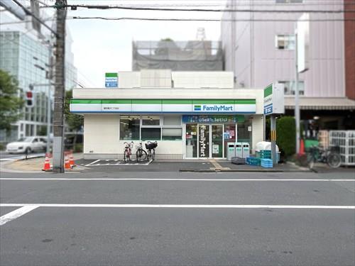 ファミリーマート墨田亀沢二丁目店360m