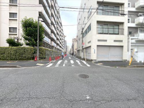 前面道路（2026年7月撮影）