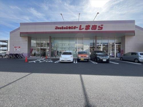 しまむら江戸川区役所前店810m