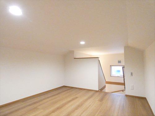 小屋裏収納（6帖）