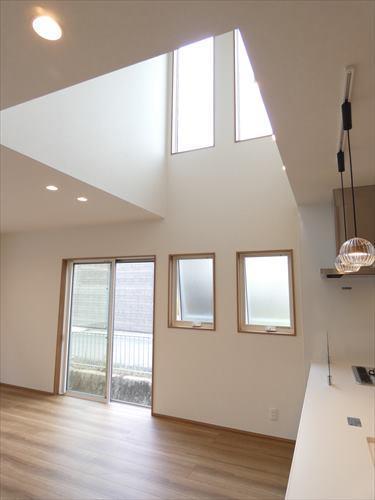 リビング吹抜け