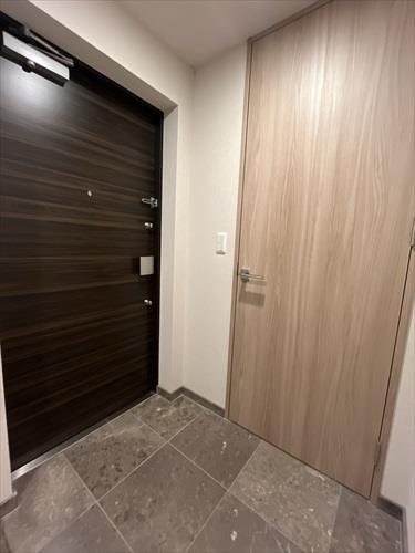 玄関（シューズインクローク付き）