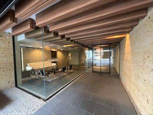 エントランスアプローチ