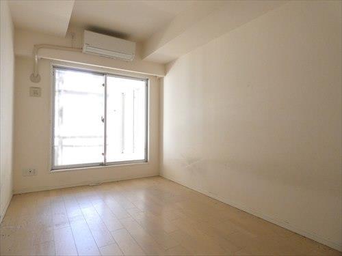 洋室（約5.3帖）