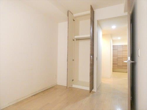 洋室クローゼット