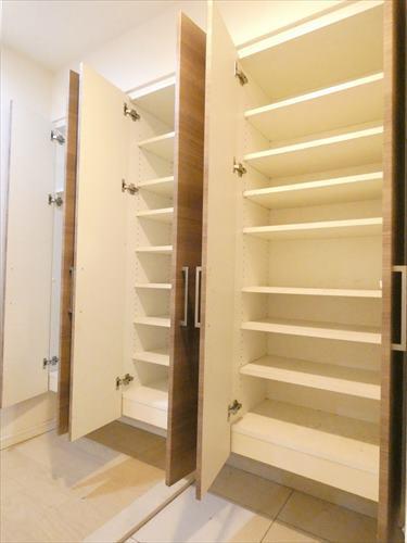 シューズクローゼット