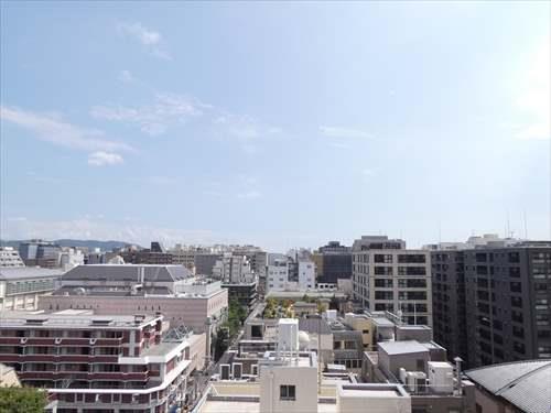 バルコニーからの眺望（南方向）