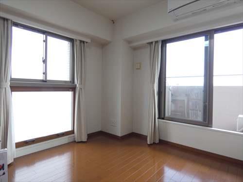 洋室（約5.8帖）