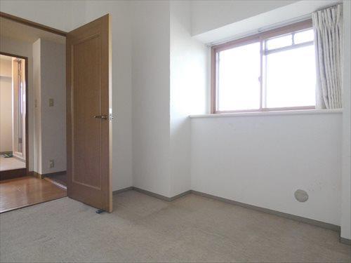 北側洋室(約4.6帖)