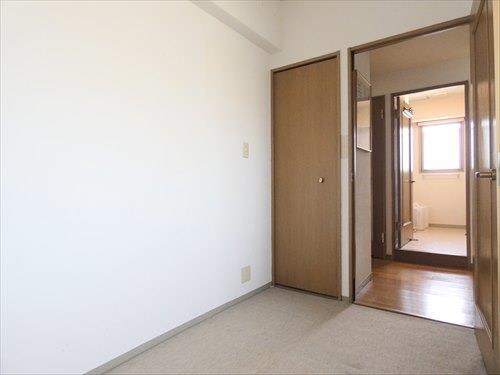 北側洋室(約4.6帖)