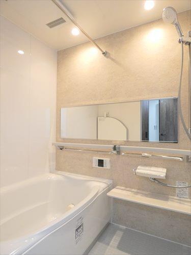 浴室（浴室乾燥暖房機付き）