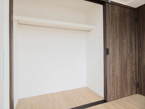 洋室クローゼット