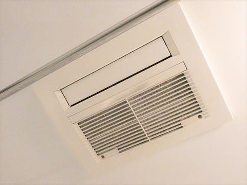 浴室暖房乾燥機