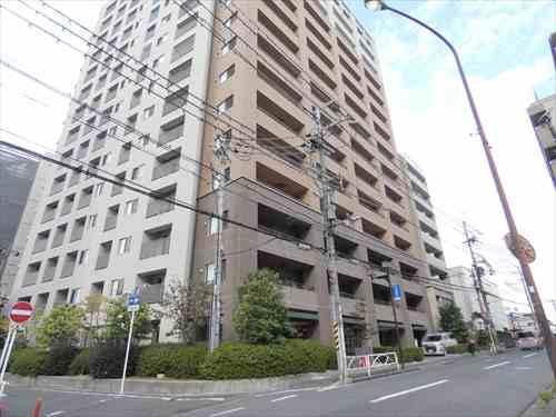 外観と前面通路