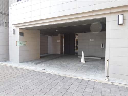 エントランス外観