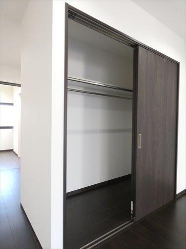 洋室クローゼット