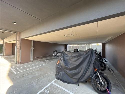 バイク置場