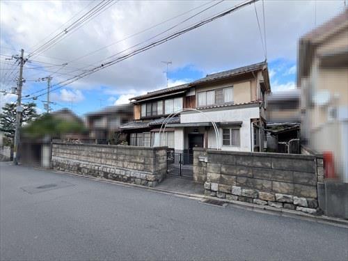 現地（2025年12月現在）