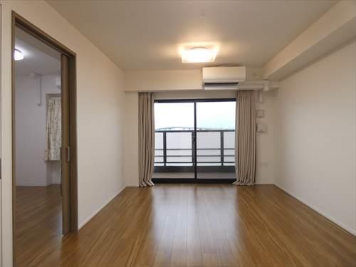 リビングダイニング（約11.1帖)