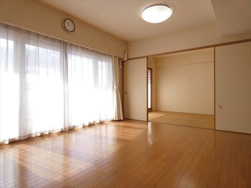 リビングダイニング