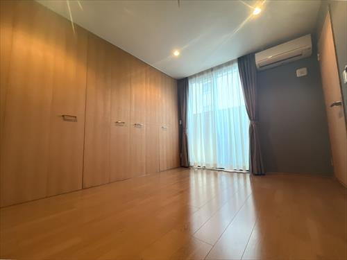 1階洋室（8.0帖）