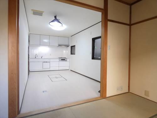 ダイニングと和室