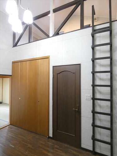 2階 洋室（6帖）