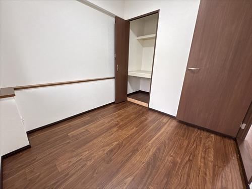 洋室（約4.1帖）