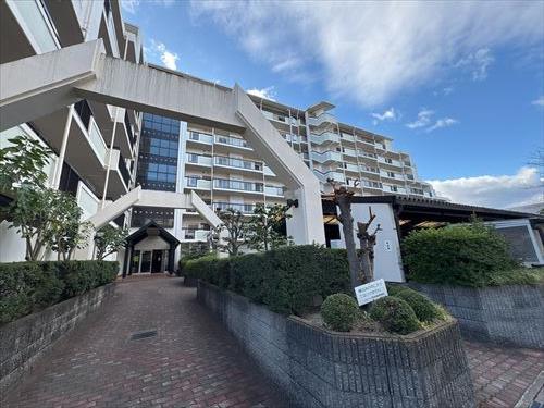 エントランス前