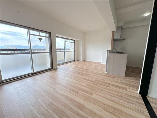 LDK（南西向き）