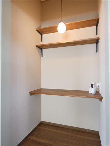 和室カウンター（棚）