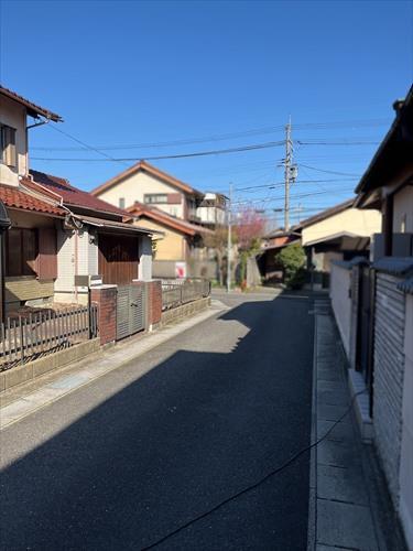 南側道路(西から東向きに撮影) 南側道路(西から東向きに撮影)