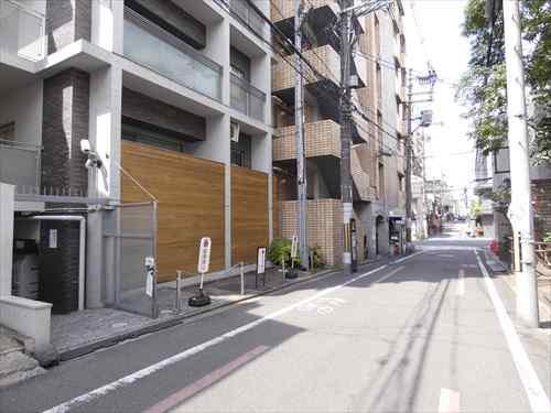 北側エントランス（錦小路通り）