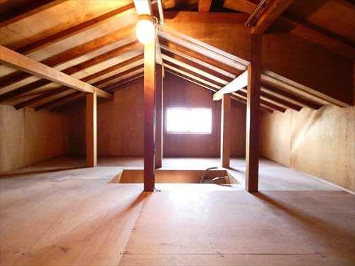 小屋裏収納（約8.7帖）