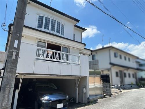 外観と前面道路